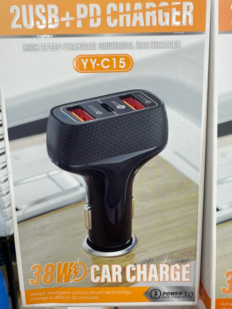 [YY-C15] شاحن سيارة ثلاث مخارج سريع 38  واط YY-C15